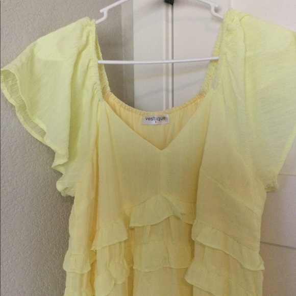 NWT - Fun yellow dress size small - Picture 2 of 4